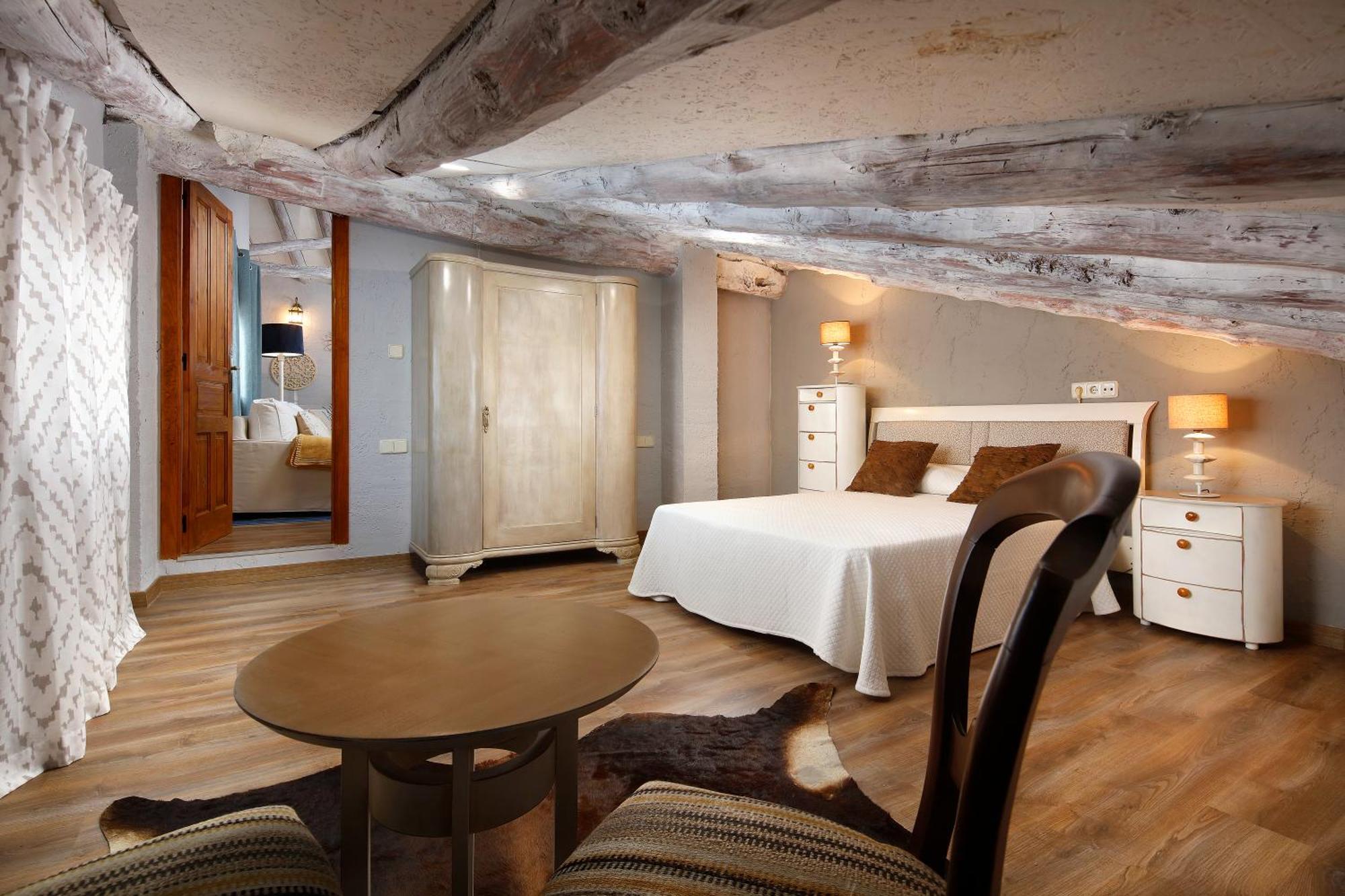 Hotel Villa San Jorge Azanuy Екстер'єр фото